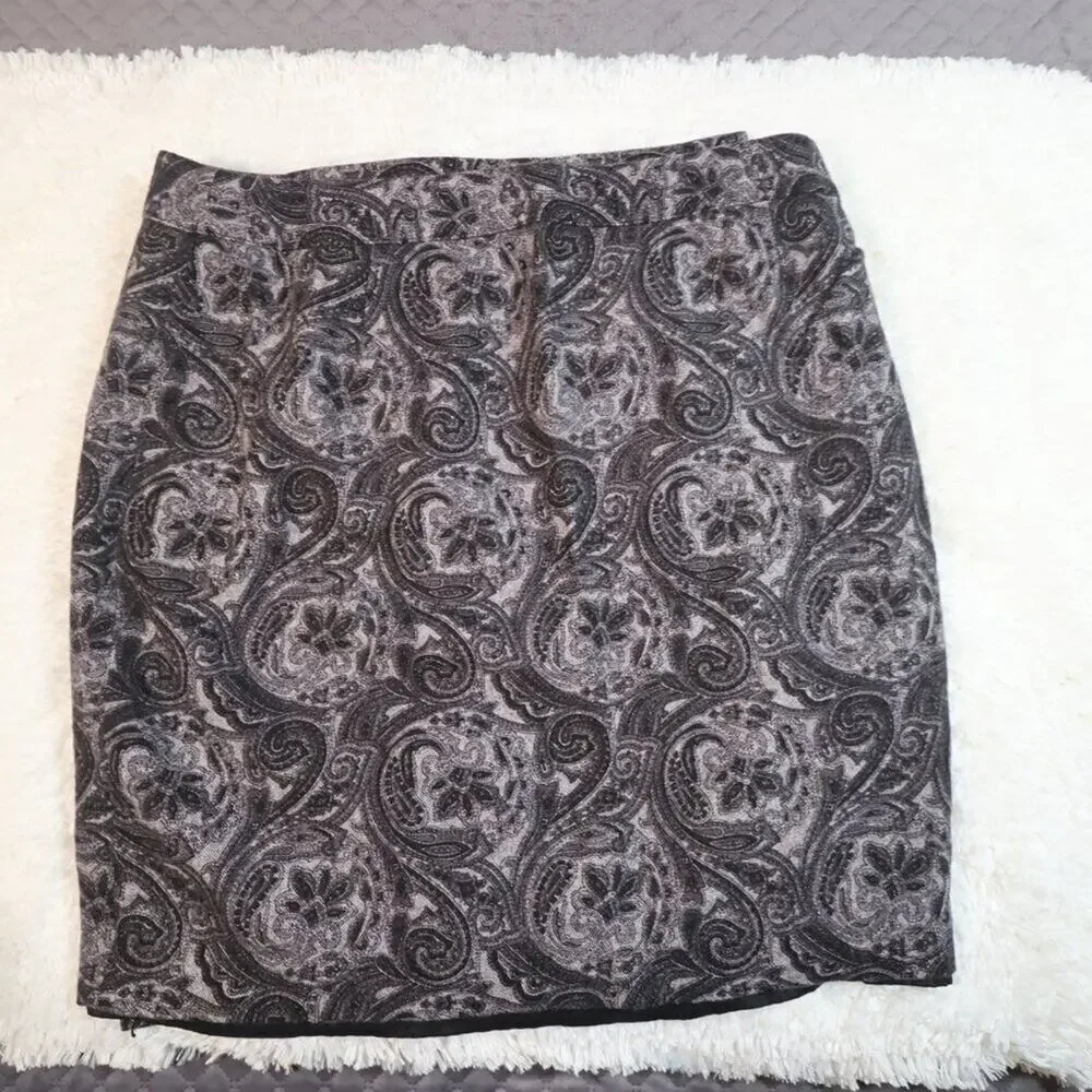 Talbots Wool Blend Floral Wrap Mini Skirt 12P Black Gray Jacquard - Picture 7 of 13